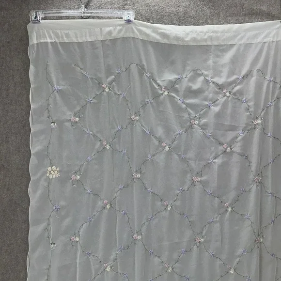 VTG Floral Embroidered Sheer White Curtain Panels Scalloped Edge Set of 2 53X82" - Picture 7 of 11